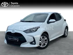 Blanco Usado 2024 Toyota Yaris Berlina | 18.990 € (Precio justo)