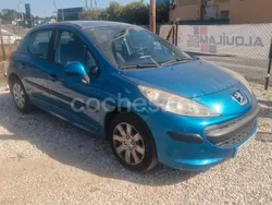 Azul Usado 2007 Peugeot 207 Berlina | 2000 € (Super precio)