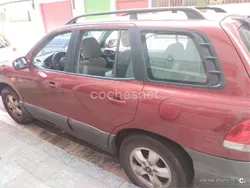 Granate Usado 2005 Hyundai Santa Fe Comfort SUV | 4000 € (Caro)