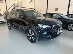 Negro Usado 2020 Volvo XC40 Inscription SUV | 27.900 € (Precio justo)