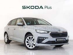 Gris Usado 2024 Skoda Scala Selection Utilitario | 20.600 € (Precio justo)