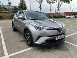 Gris / plata Usado 2019 Toyota C-HR Advance SUV | 19.700 € (Precio justo)