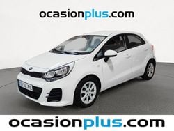 Blanco Usado 2016 Kia Rio Utilitario | 9990 € (Un poco caro)