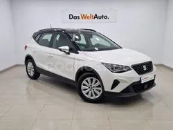 Blanco Nuevo 2024 Seat Arona Style SUV | 22.600 €