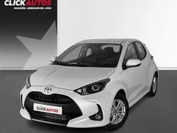Blanco Usado 2024 Toyota Yaris Hybrid Active | 20.300 € (Precio justo)