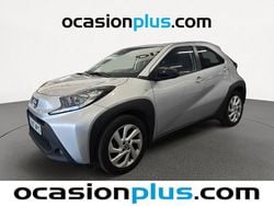 Blanco Usado 2024 Toyota Aygo Play Utilitario | 13.537 € (Precio justo)