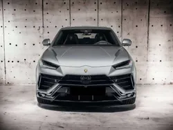 Gris Usado 2023 Lamborghini Urus SUV | 374.900 €