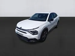 Blanco Usado 2024 Citroën C4 Berlina | 20.600 € (Precio justo)