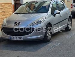 Gris / plata Usado 2008 Peugeot 207 Berlina | 4600 € (Precio justo)