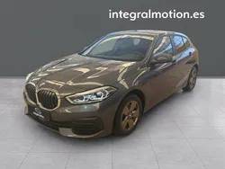 Gris Usado 2021 BMW 116 Utilitario | 22.900 € (Precio justo)