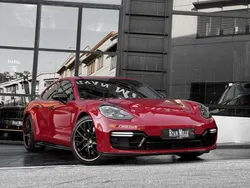 Rojo Usado 2019 Porsche Panamera GTS Berlina | 87.900 €