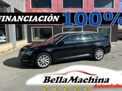 Negro Usado 2021 Skoda Superb Ambition Familiar | 16.775 € (Super precio)