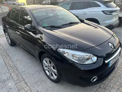 Negro Usado 2010 Renault Fluence Dynamique Berlina | 5750 € (Un poco caro)