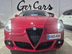 Rojo Usado 2013 Alfa Romeo Giulietta Distinctive Utilitario | 8195 €