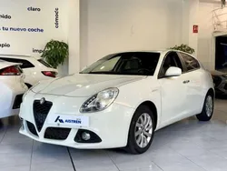 Blanco Usado 2016 Alfa Romeo Giulietta Super Utilitario | 14.600 € (Caro)