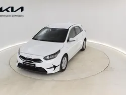 Casa white Usado 2024 Kia Ceed Utilitario | 19.850 € (Un poco caro)