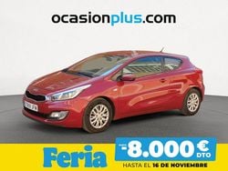 Rojo Usado 2015 Kia Ceed Utilitario | 8950 € (Buen precio)