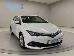 Blanco Usado 2016 Toyota Auris Active Utilitario | 12.975 € (Precio justo)