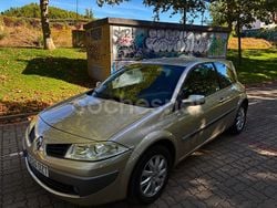 Beige Usado 2007 Renault Mégane II Berlina | 3999 € (Precio justo)