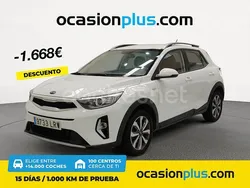 Blanco Usado 2021 Kia Stonic SUV | 18.350 € (Un poco caro)