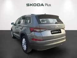 Gris Usado 2024 Skoda Kodiaq Ambition SUV | 31.857 € (Precio justo)