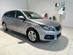 Gris Usado 2021 Peugeot 308 Active Familiar | 15.990 € (Precio justo)