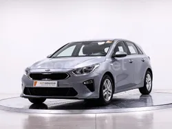 Azul Usado 2021 Kia Ceed Berlina | 16.500 € (Precio justo)