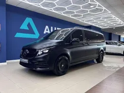 Negro Usado 2023 Mercedes V300 Avantgarde Monovolumen | 249.990 €