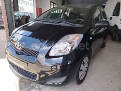 Negro Usado 2009 Toyota Yaris Live Berlina | 6400 € (Precio justo)