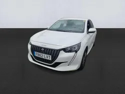 Blanco Usado 2021 Peugeot 208 Active Utilitario | 10.300 € (Buen precio)