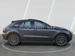 Gris / plata Usado 2018 Porsche Macan SUV | 42.995 € (Un poco caro)