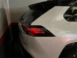 Blanco Usado 2024 Toyota RAV4 Hybrid Style SUV | 39.000 € (Precio justo)