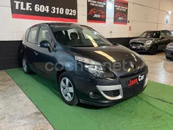 Negro Usado 2010 Renault Scénic III Monovolumen | 5990 € (Un poco caro)