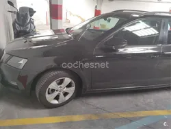 Negro Usado 2019 Skoda Octavia Ambition Familiar | 12.400 € (Super precio)