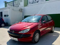Granate Usado 2006 Peugeot 206 Berlina | 2990 € (Precio justo)