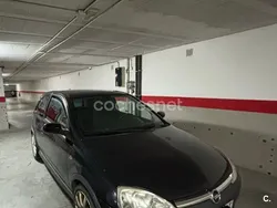 Negro Usado 2003 Opel Corsa Enjoy Berlina | 2100 € (Precio justo)