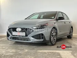 Gris / plata Usado 2024 Hyundai i30 N Line Berlina | 21.690 € (Precio justo)