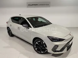 Gris / plata Nuevo 2025 Cupra Leon Berlina | 31.900 € (Buen precio)