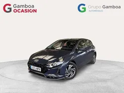 Gris Usado 2024 Hyundai i20 Berlina | 15.450 € (Buen precio)