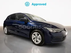 Azul Usado 2024 VW Golf VIII Berlina | 28.900 € (Un poco caro)