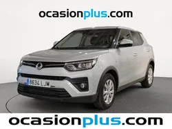 Gris plata Usado 2020 Ssangyong Tivoli SUV | 14.455 € (Un poco caro)