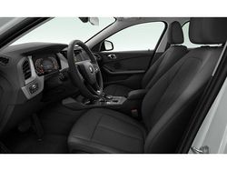 Gris Usado 2024 BMW 118 Comfort Edition Utilitario | 28.500 € (Buen precio)