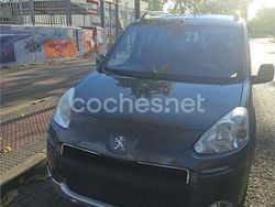 Gris / plata Usado 2014 Peugeot Partner Tepee Outdoor Monovolumen | 7000 € (Buen precio)