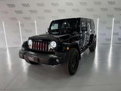 Negro Usado 2011 Jeep Wrangler Unlimited Sport SUV | 35.000 € (Caro)