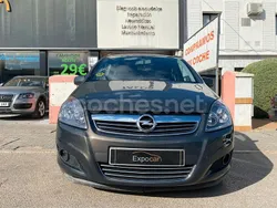 Gris / plata Usado 2015 Opel Zafira Family Monovolumen | 9900 € (Precio justo)