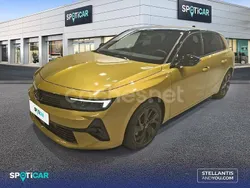 Dorado Usado 2024 Opel Astra Berlina | 23.990 € (Un poco caro)