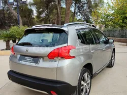 Beige Usado 2016 Peugeot 2008 Allure SUV | 11.800 € (Precio justo)