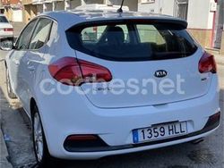 Blanco Usado 2012 Kia Ceed GT Berlina | 8490 € (Precio justo)