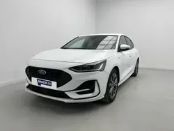 Blanco Usado 2022 Ford Focus ST-Line Berlina | 17.490 € (Precio justo)