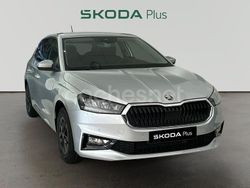 Gris / plata Nuevo 2025 Skoda Fabia Selection Utilitario | 22.990 €